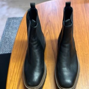 Size 8 1/2 Sam Edelman women’s boots